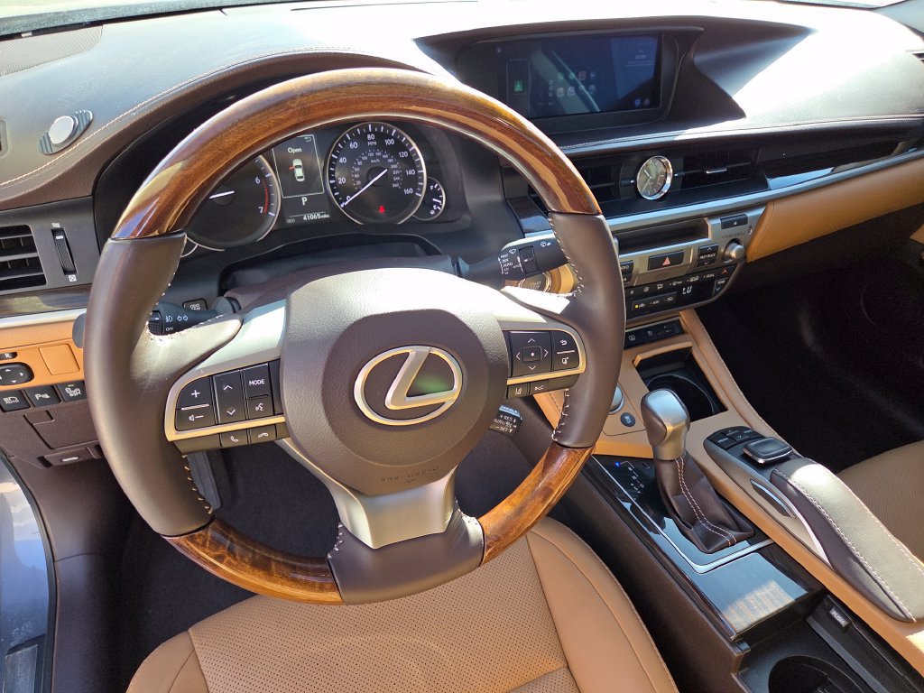 Used 2016 Lexus ES 350 FWD image 32
