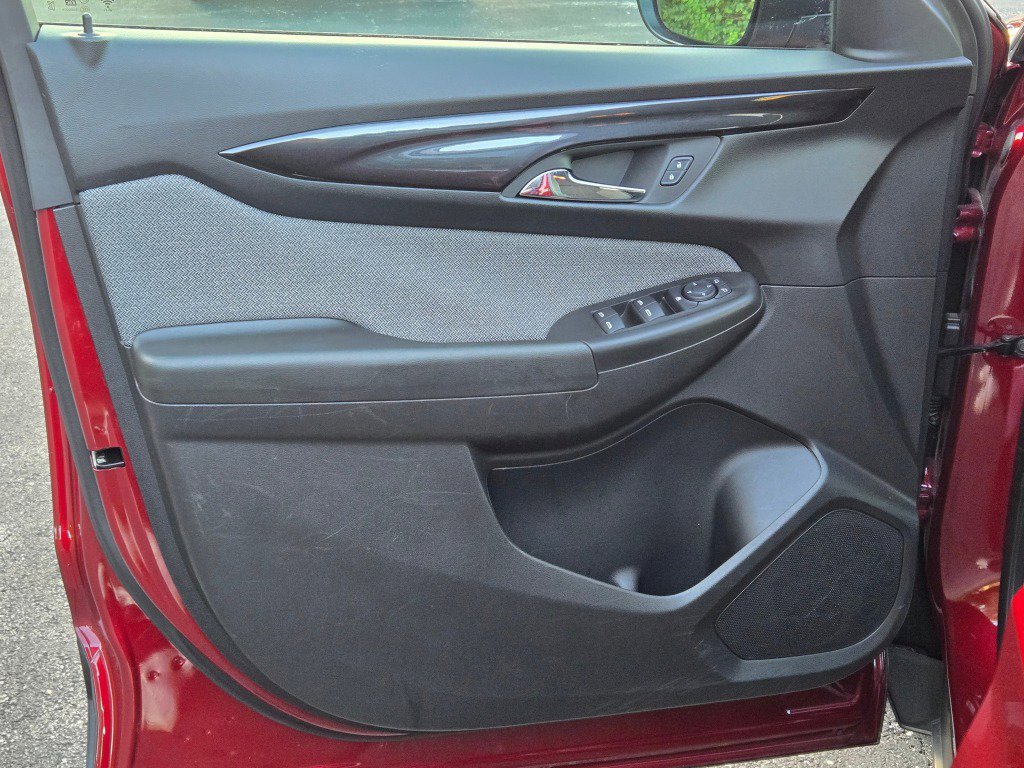 Used 2025 Chevrolet TrailBlazer LT FWD image 17