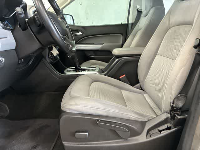 Used 2016 Chevrolet Colorado LT w/ LT Convenience Package RWD image 18