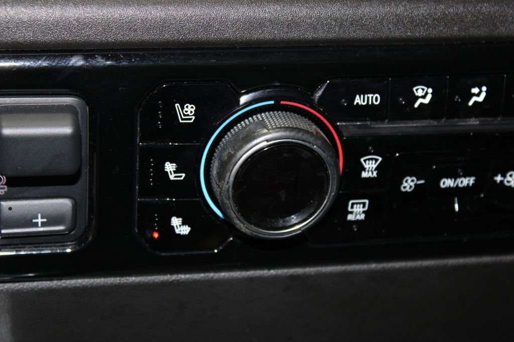 Used 2024 Chevrolet Silverado 2500 High Country image 46