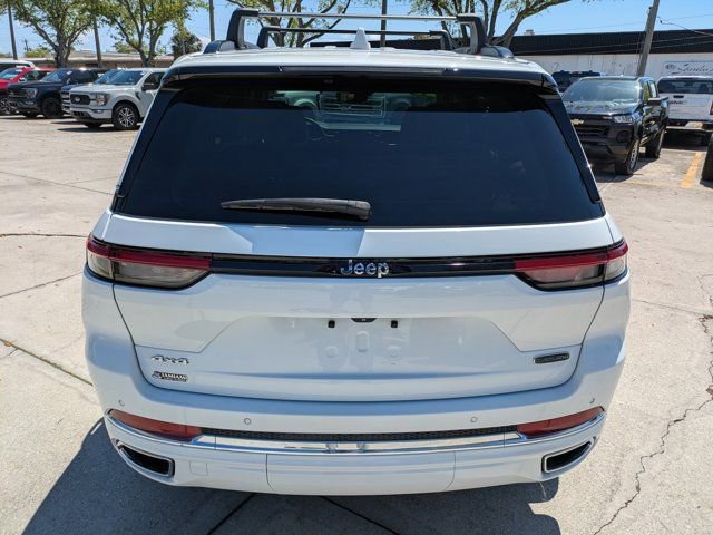 Used 2022 Jeep Grand Cherokee Overland image 12