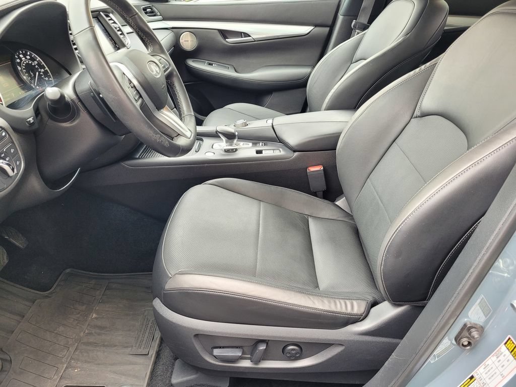 Used 2022 INFINITI QX50 Essential AWD/4WD image 18