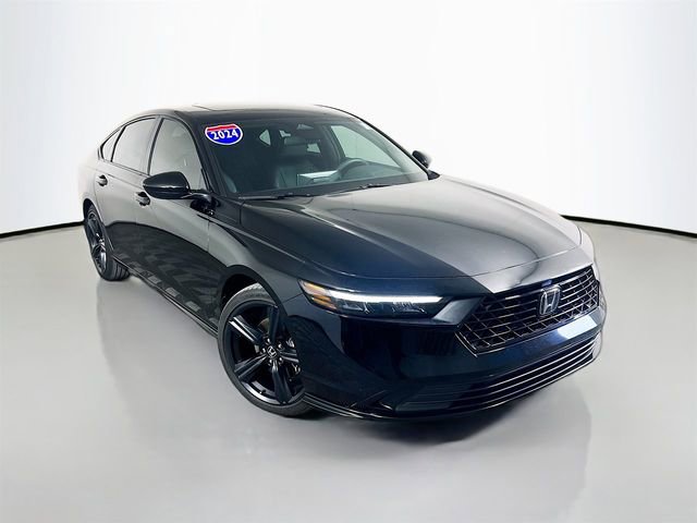 Used 2024 Honda Accord Sport image 2