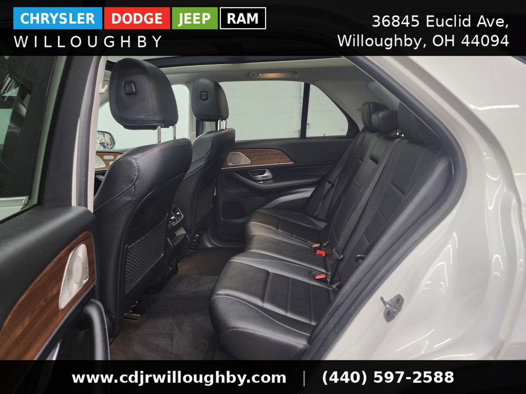 Used 2024 Mercedes-Benz GLE 350 4MATIC image 29