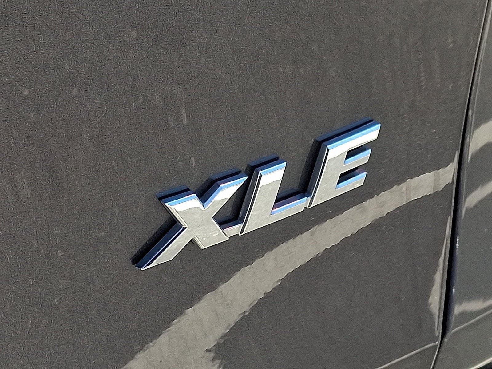 Used 2024 Toyota RAV4 XLE w/ Convenience Package FWD image 31