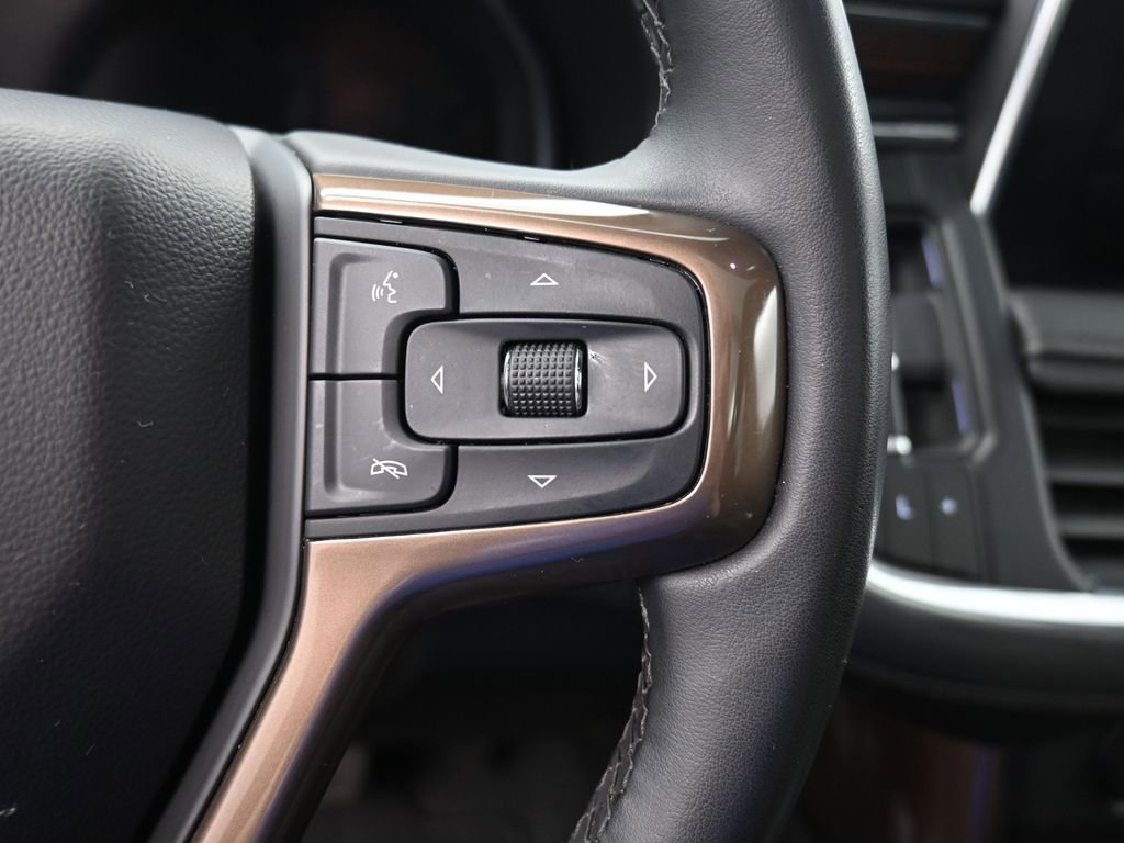Used 2023 Chevrolet Suburban High Country w/ Max Trailering Package AWD/4WD image 16