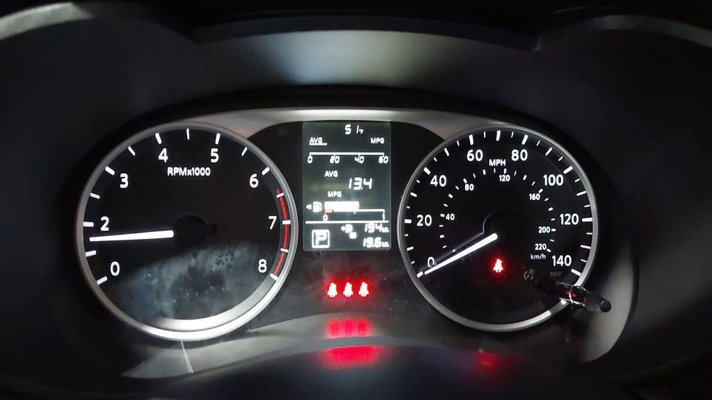 Used 2025 Nissan Versa S w/ Trunk Package image 22
