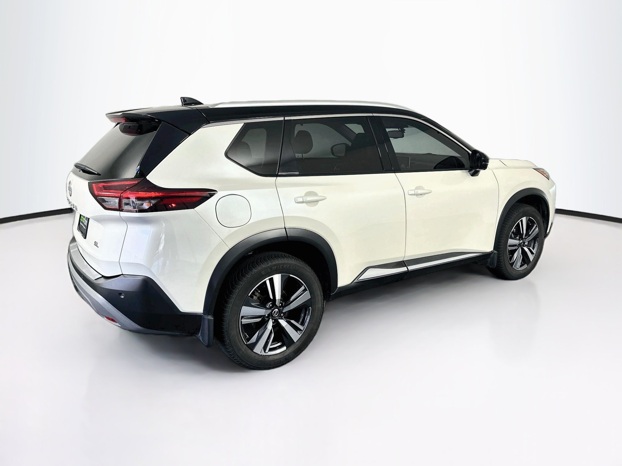 Used 2021 Nissan Rogue SL FWD image 9