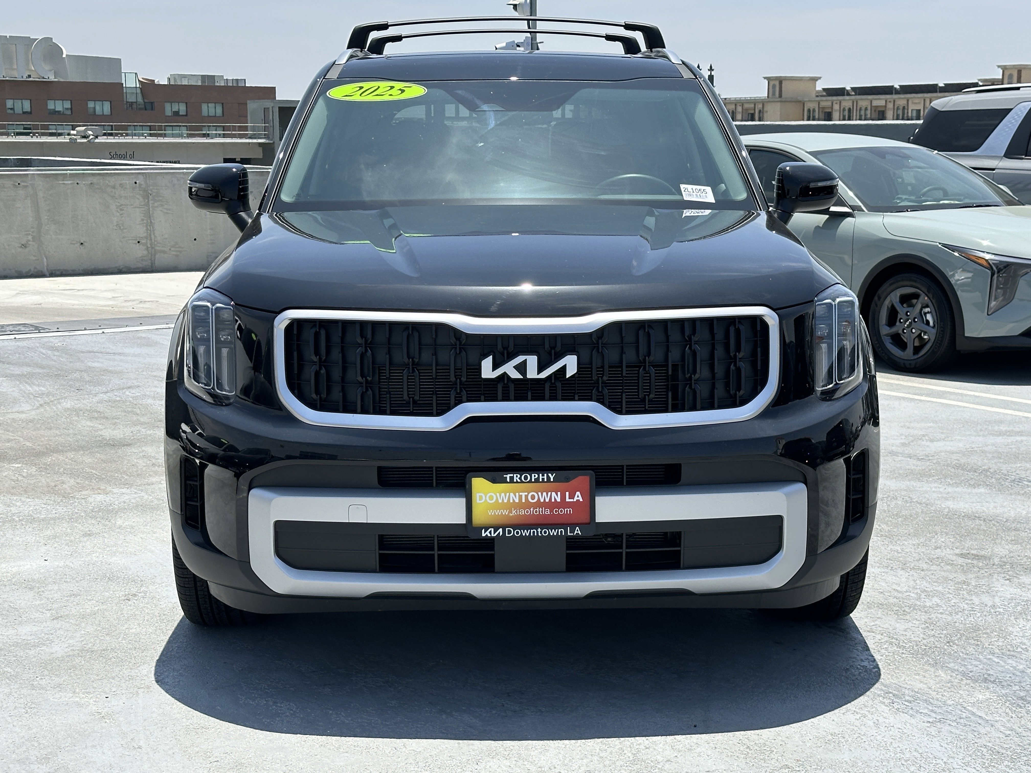 Certified 2025 Kia Telluride EX FWD image 12