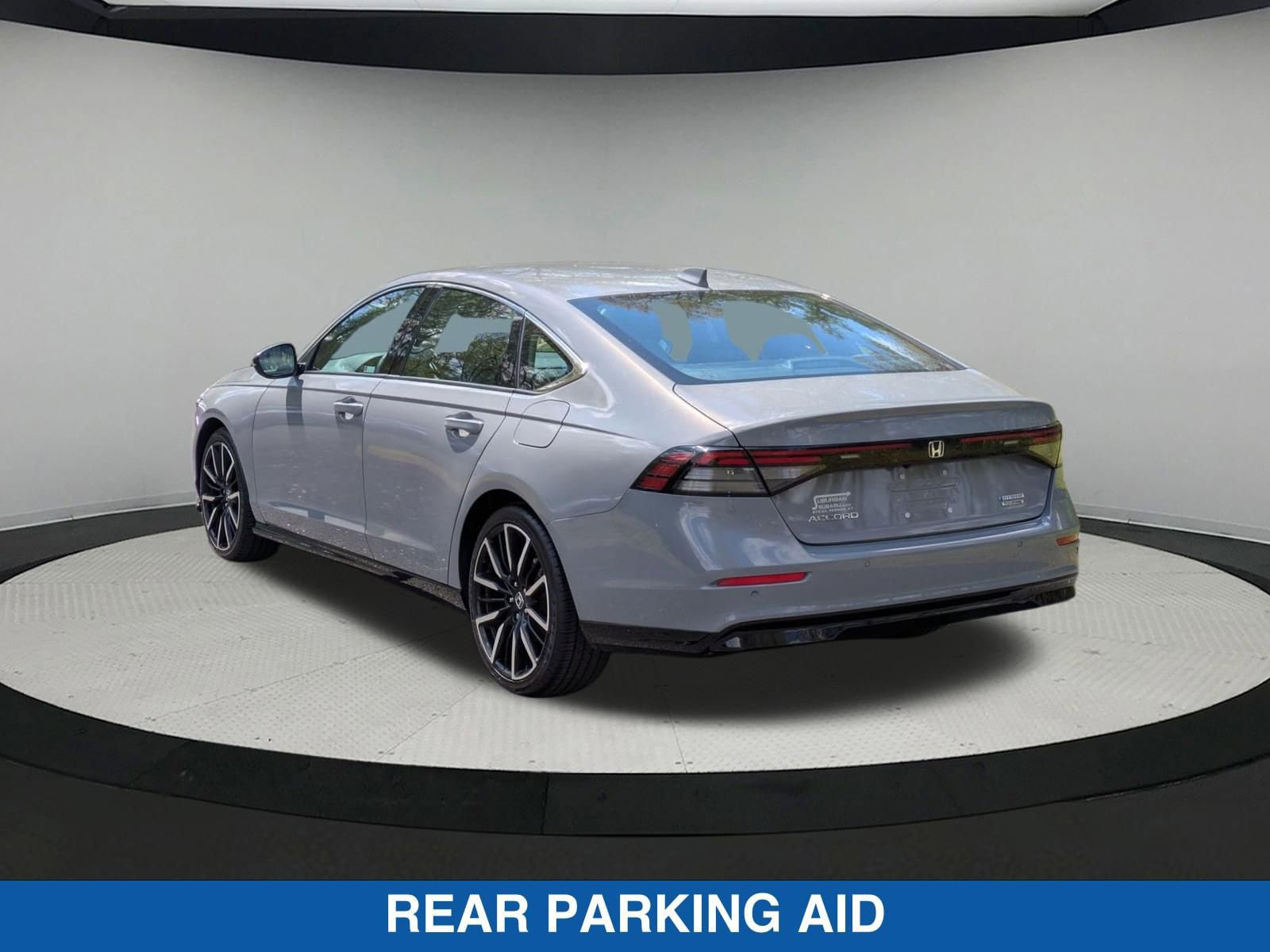 Used 2025 Honda Accord Touring image 6