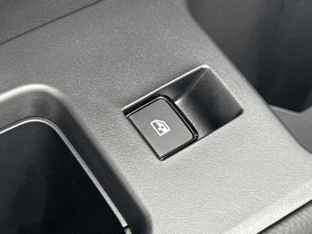 New 2026 Nissan Pathfinder SL image 31