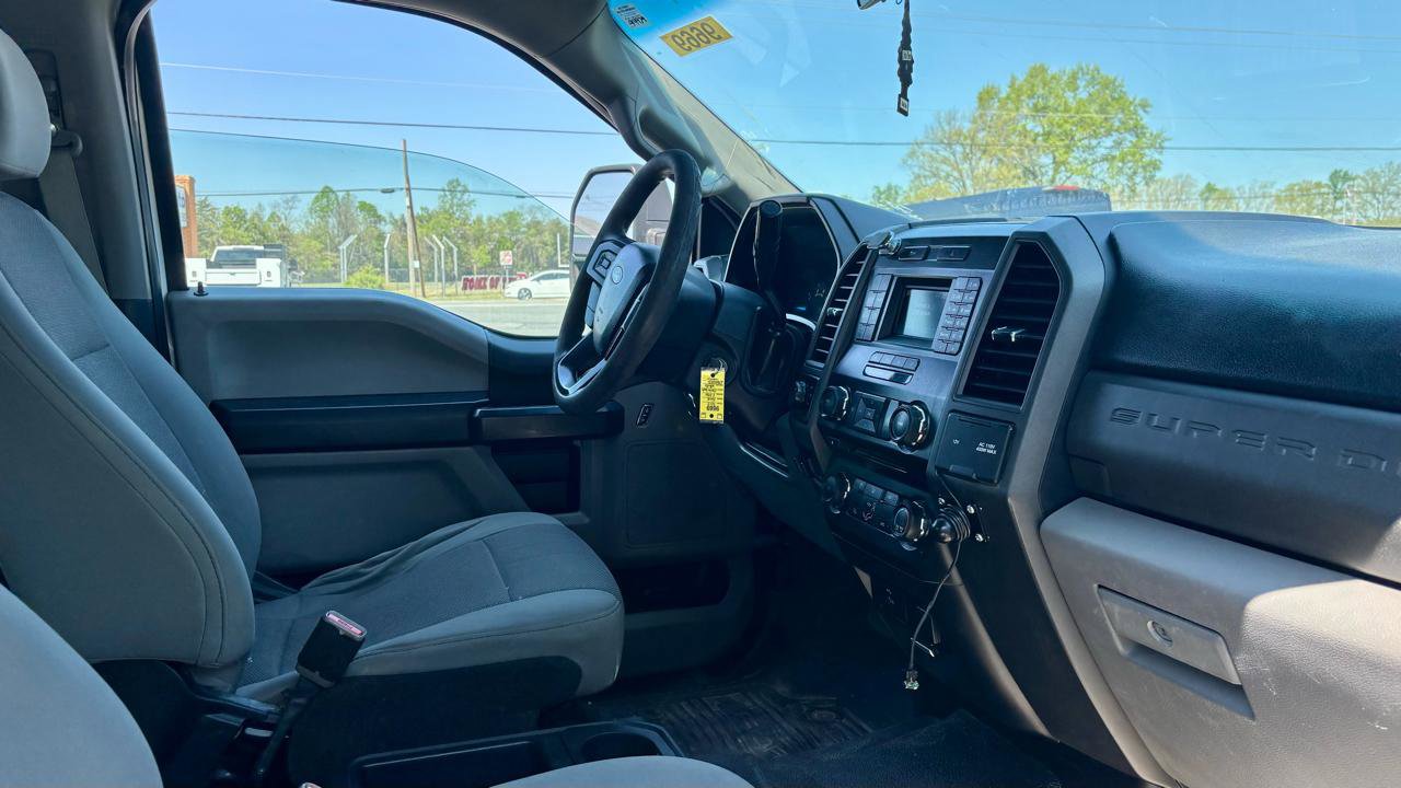 Used 2017 Ford F350 XL w/ Power Equipment Group AWD/4WD image 10
