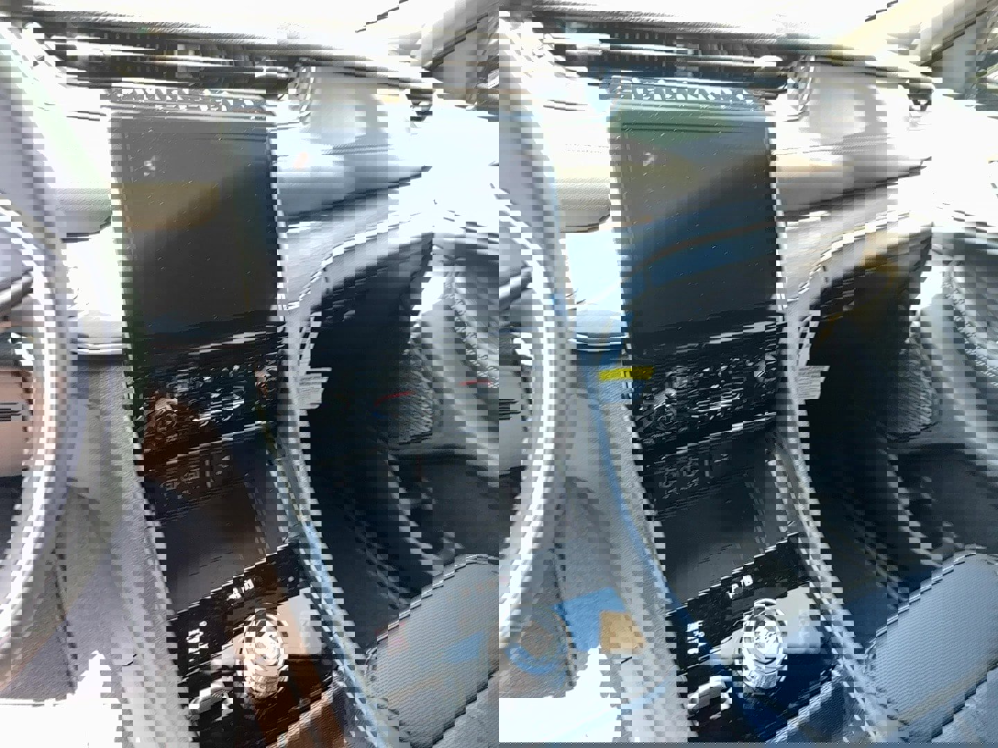 New 2025 Jeep Grand Cherokee Limited w/ Luxury Tech Group II image 9