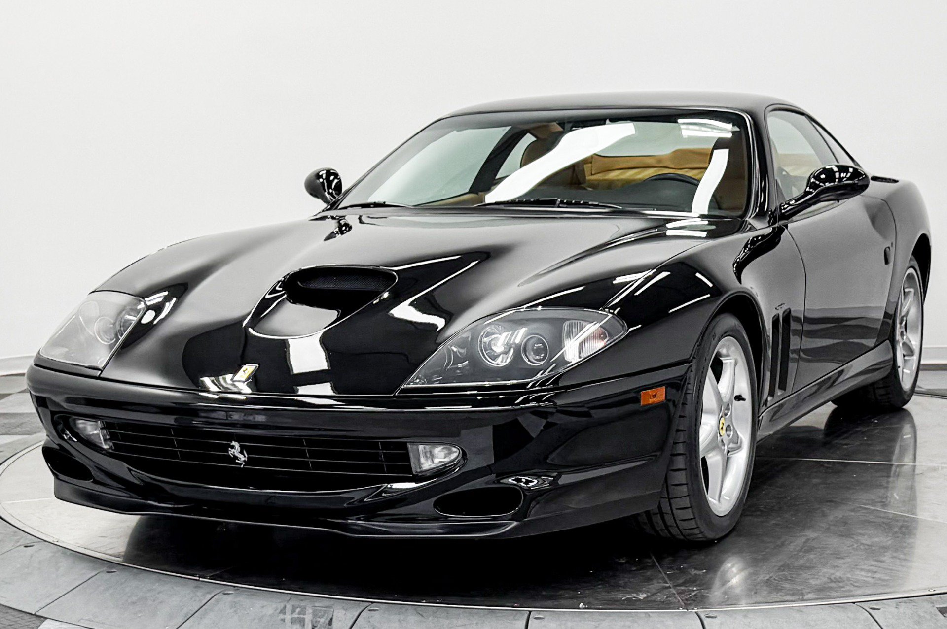 Used 1998 Ferrari 550 Maranello Coupe RWD image 5
