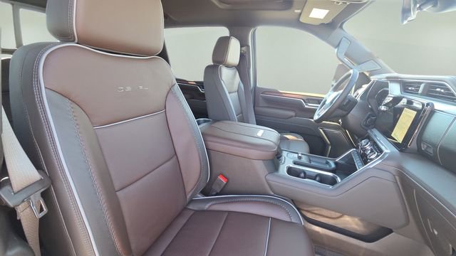 New 2026 GMC Sierra 3500 Denali w/ Denali Reserve Package image 17