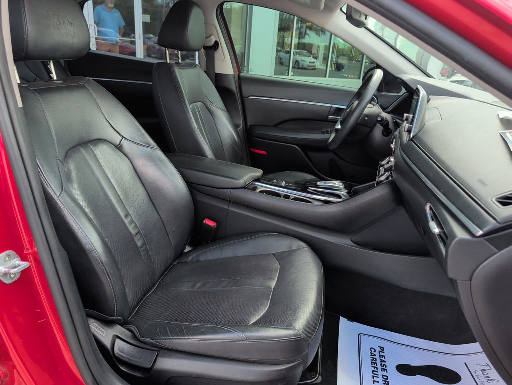 Used 2020 Hyundai Sonata SEL w/ Premium Package FWD image 21