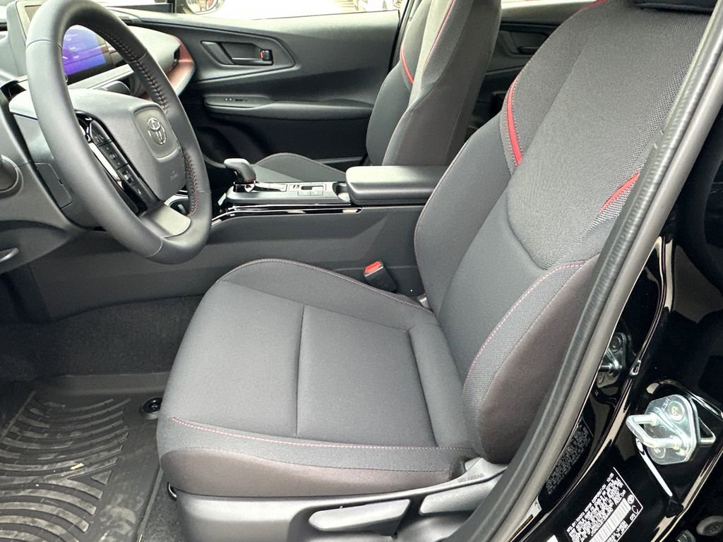 New 2026 Toyota Prius SE image 18