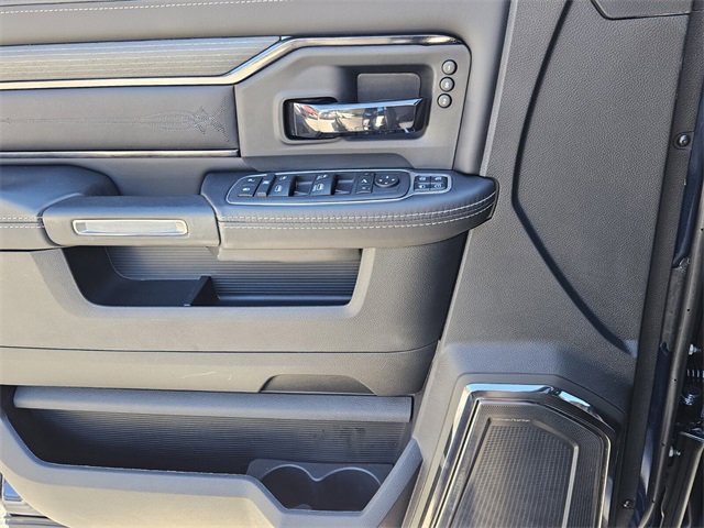 Used 2024 RAM 2500 Limited image 25
