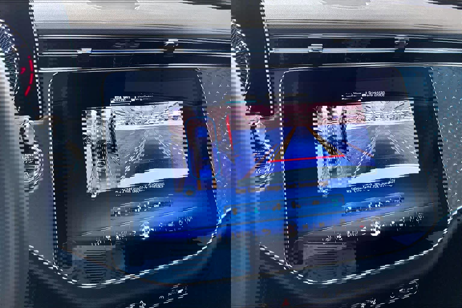 Used 2025 Mercedes-Benz E 350 Sedan image 25