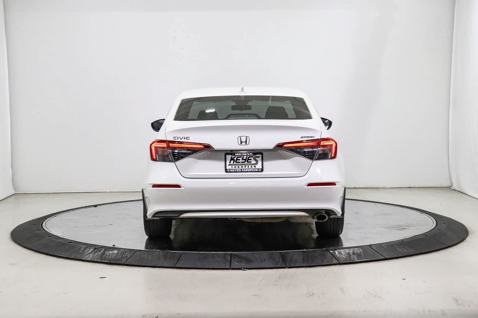 Used 2025 Honda Civic Sport image 3
