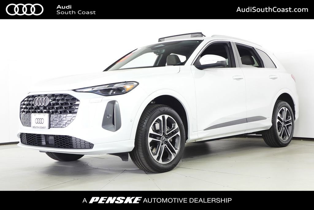 Used 2025 Audi Q5 Premium w/ Convenience Package image 1