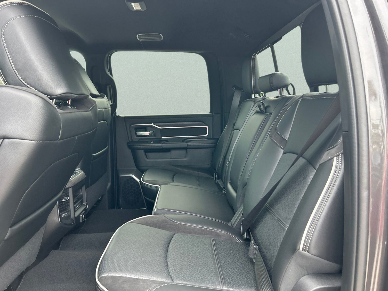 New 2026 RAM 3500 Laramie w/ Night Edition AWD/4WD image 10