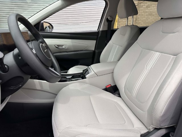 Used 2026 Hyundai Tucson SEL AWD/4WD image 18