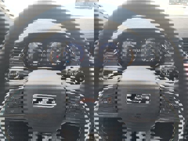 New 2025 Jeep Grand Cherokee Limited w/ Luxury Tech Group II image 17