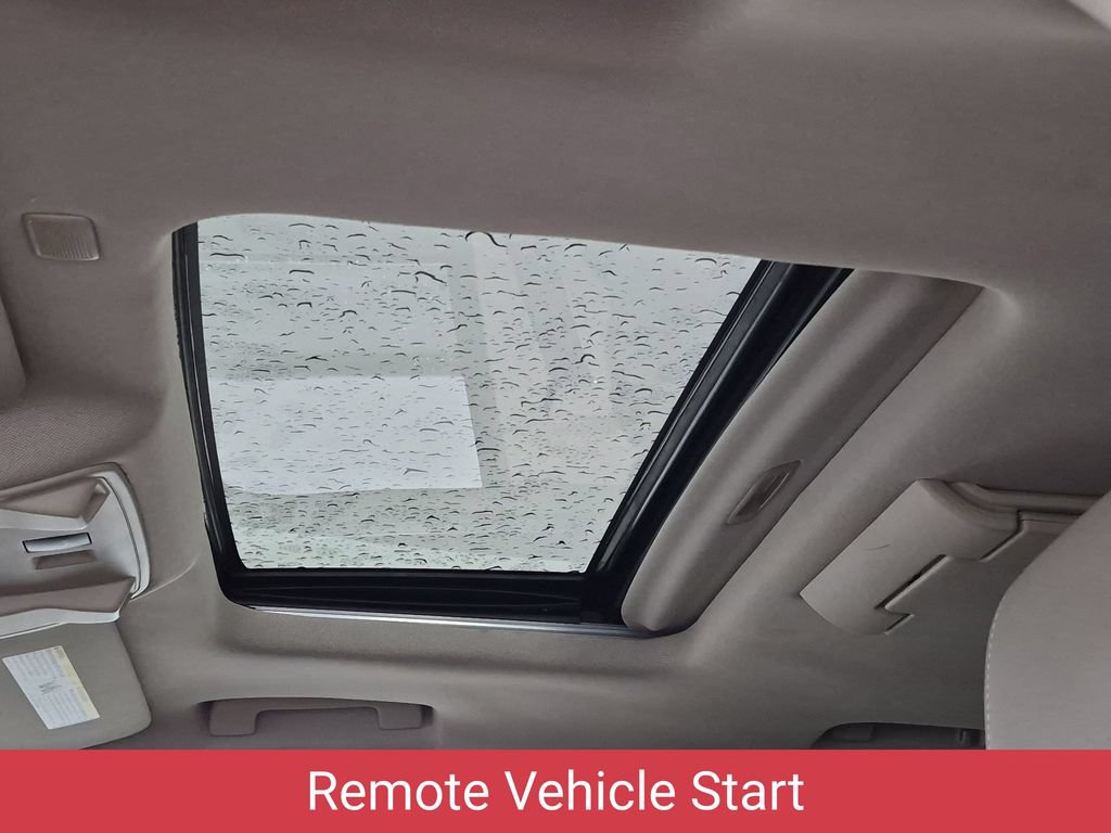 Certified 2018 Chevrolet Suburban Premier AWD/4WD image 31