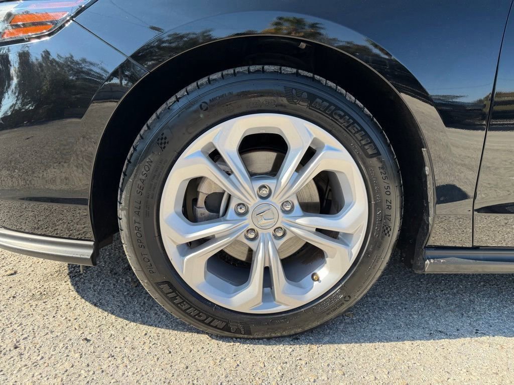 Used 2024 Honda Accord LX image 9