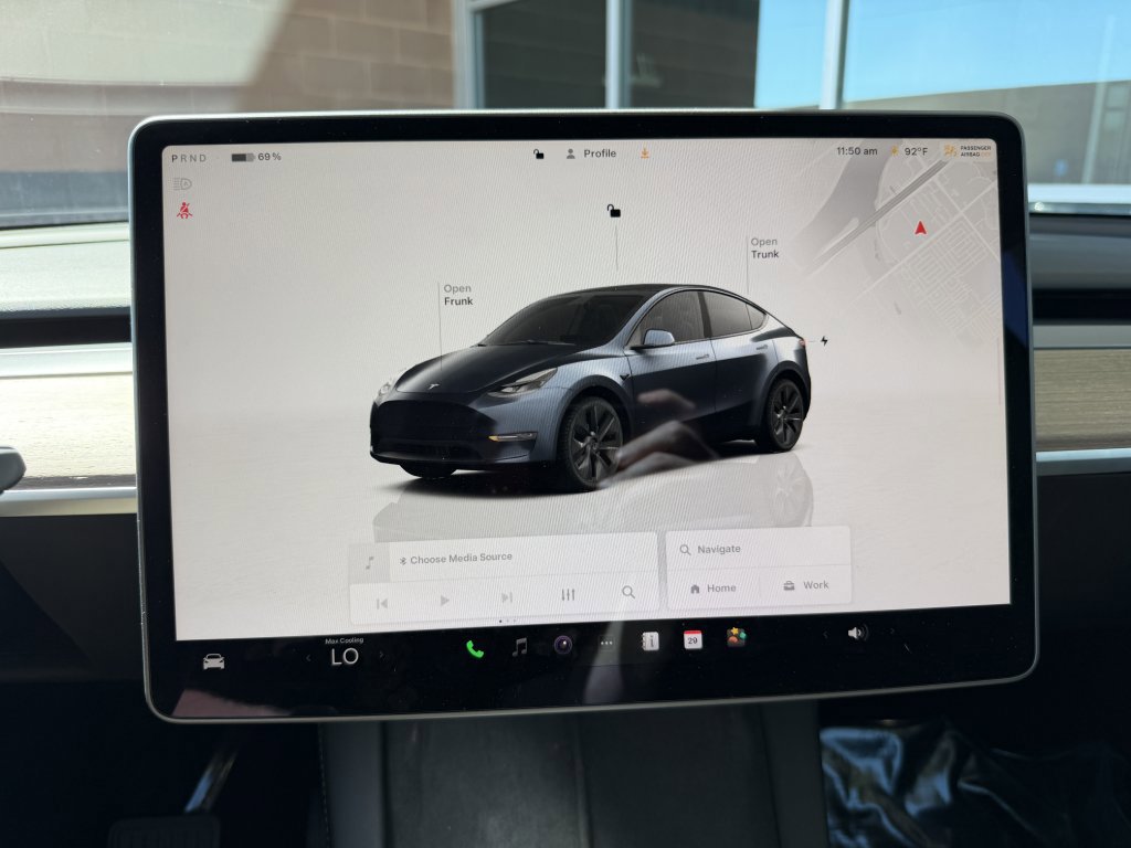 Used 2024 Tesla Model Y Long Range image 17