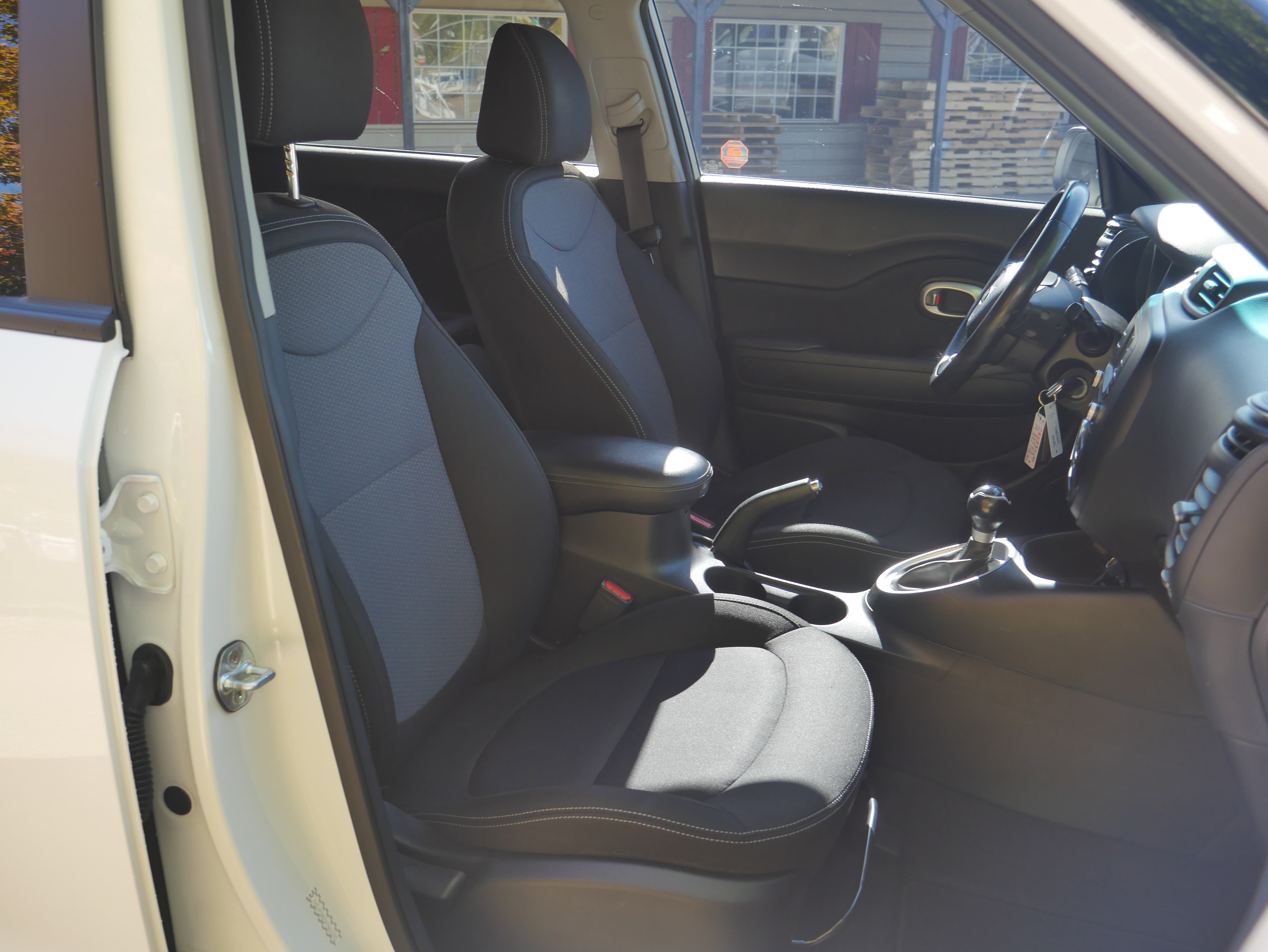 Used 2017 Kia Soul + w/ Designer's Package FWD image 24