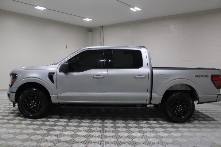 Used 2024 Ford F150 XLT w/ XLT Black Appearance Package image 8