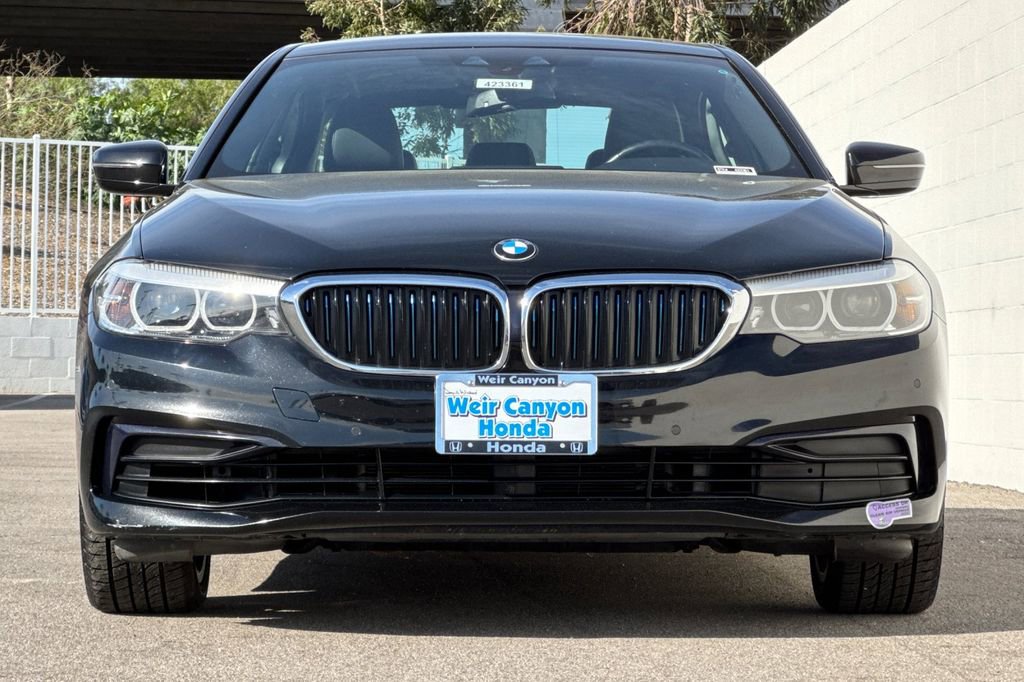 Used 2019 BMW 530e w/ Convenience Package image 11