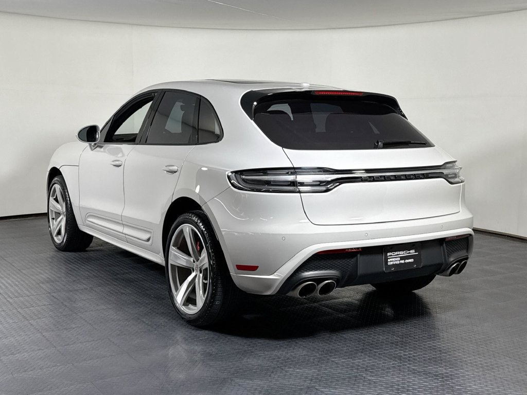 Certified 2023 Porsche Macan S AWD/4WD image 3