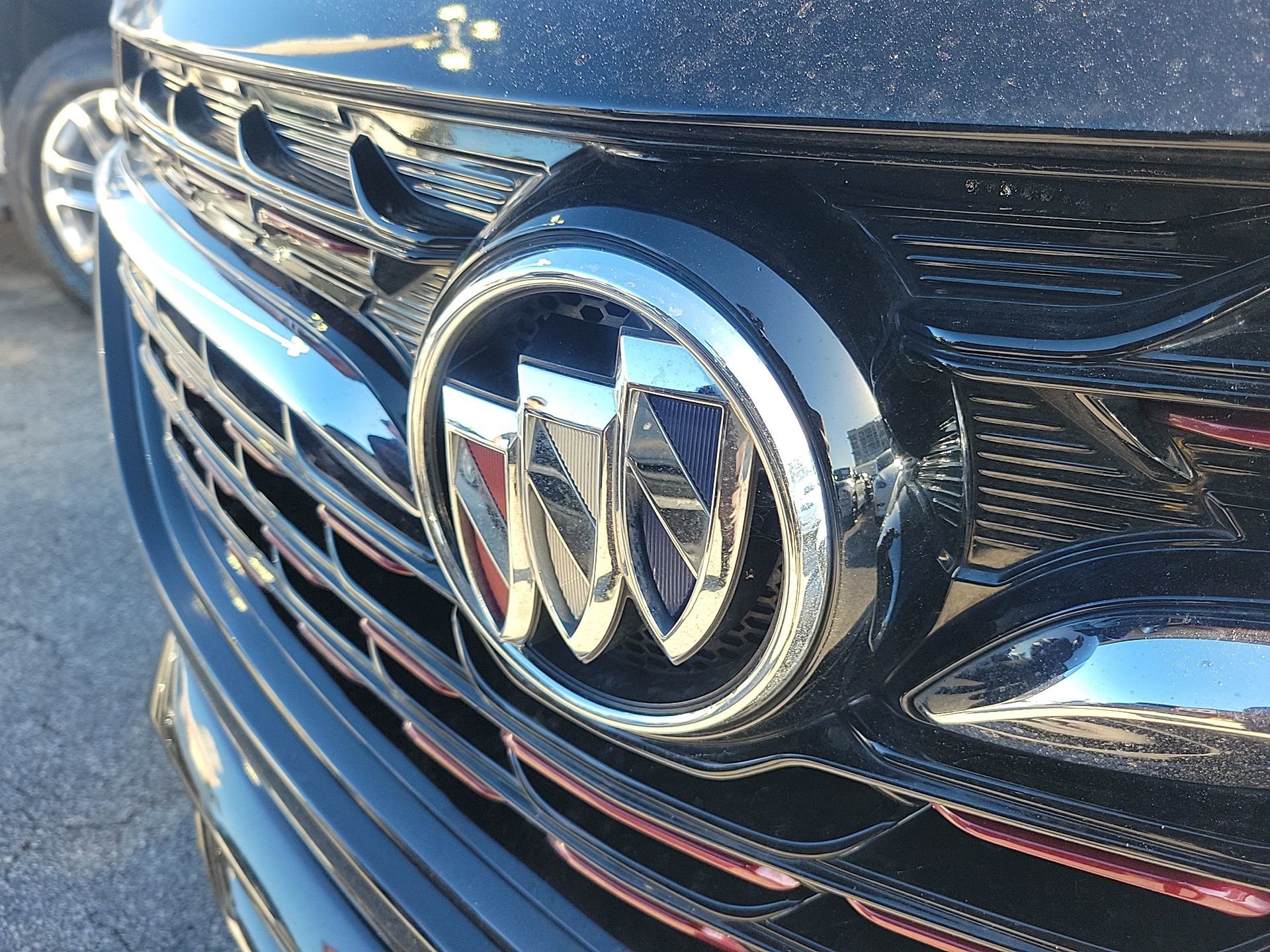 Used 2023 Buick Encore GX Select w/ Sport Touring Package image 8