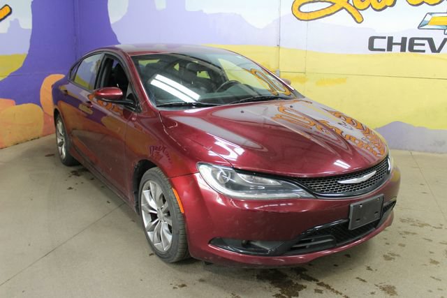 Used 2016 Chrysler 200 S AWD/4WD image 2