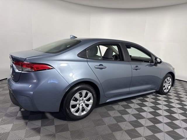 Used 2024 Toyota Corolla LE image 9