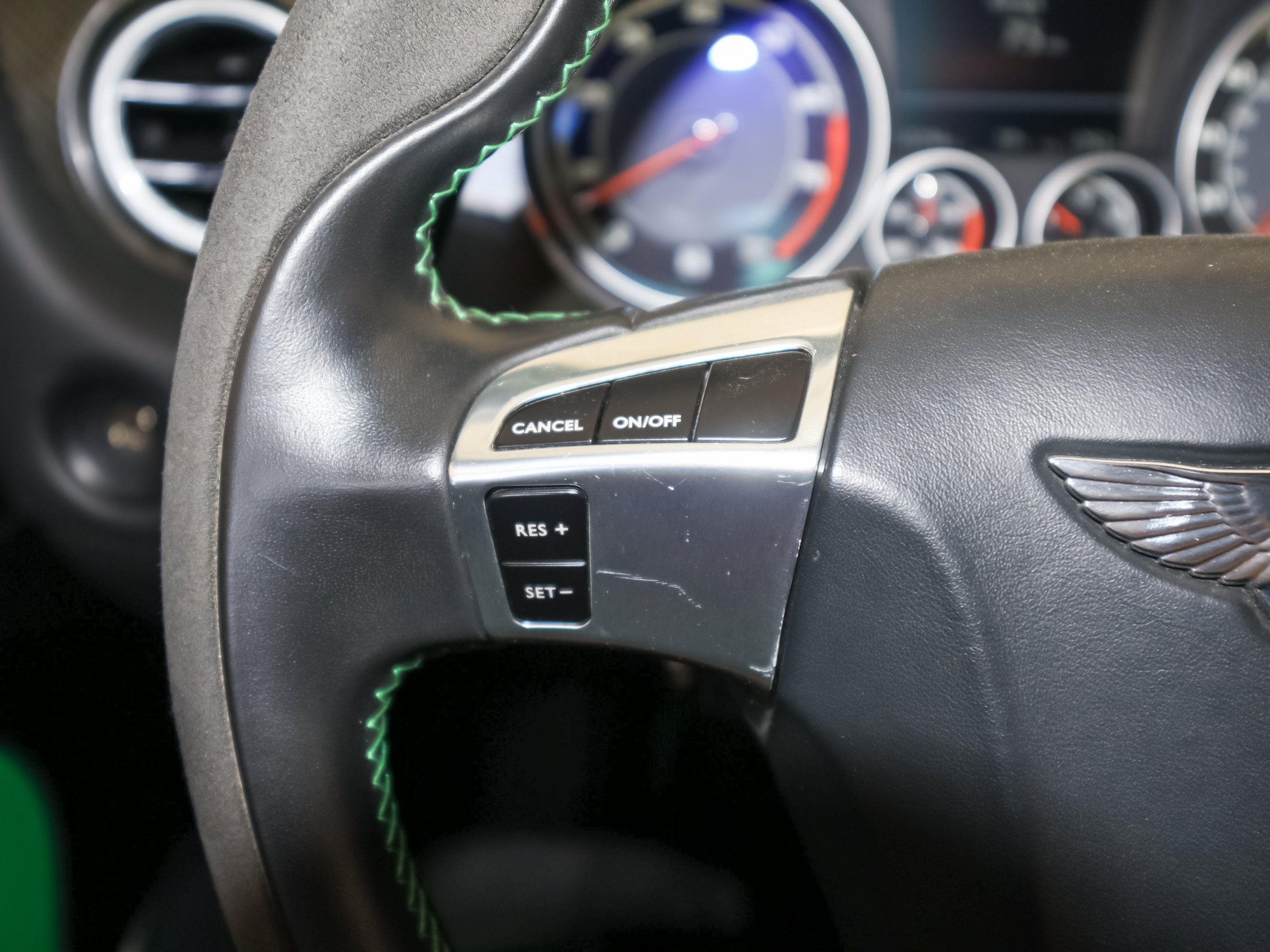 Used 2015 Bentley Continental GT3-R AWD/4WD image 31