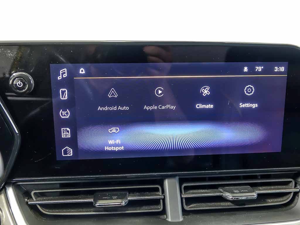 Used 2024 Chevrolet Trax ACTIV w/ Driver Confidence Package FWD image 18