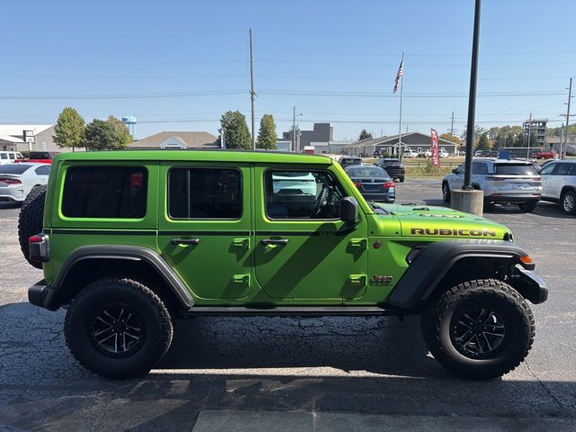 New 2025 Jeep Wrangler Unlimited Rubicon w/ XTREMEE 35" Tire Package image 9