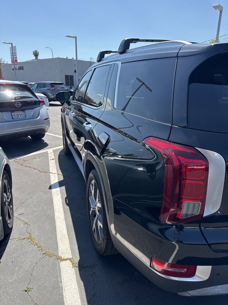 Used 2022 Hyundai Palisade SEL w/ 8P Bench Seat Package FWD image 3