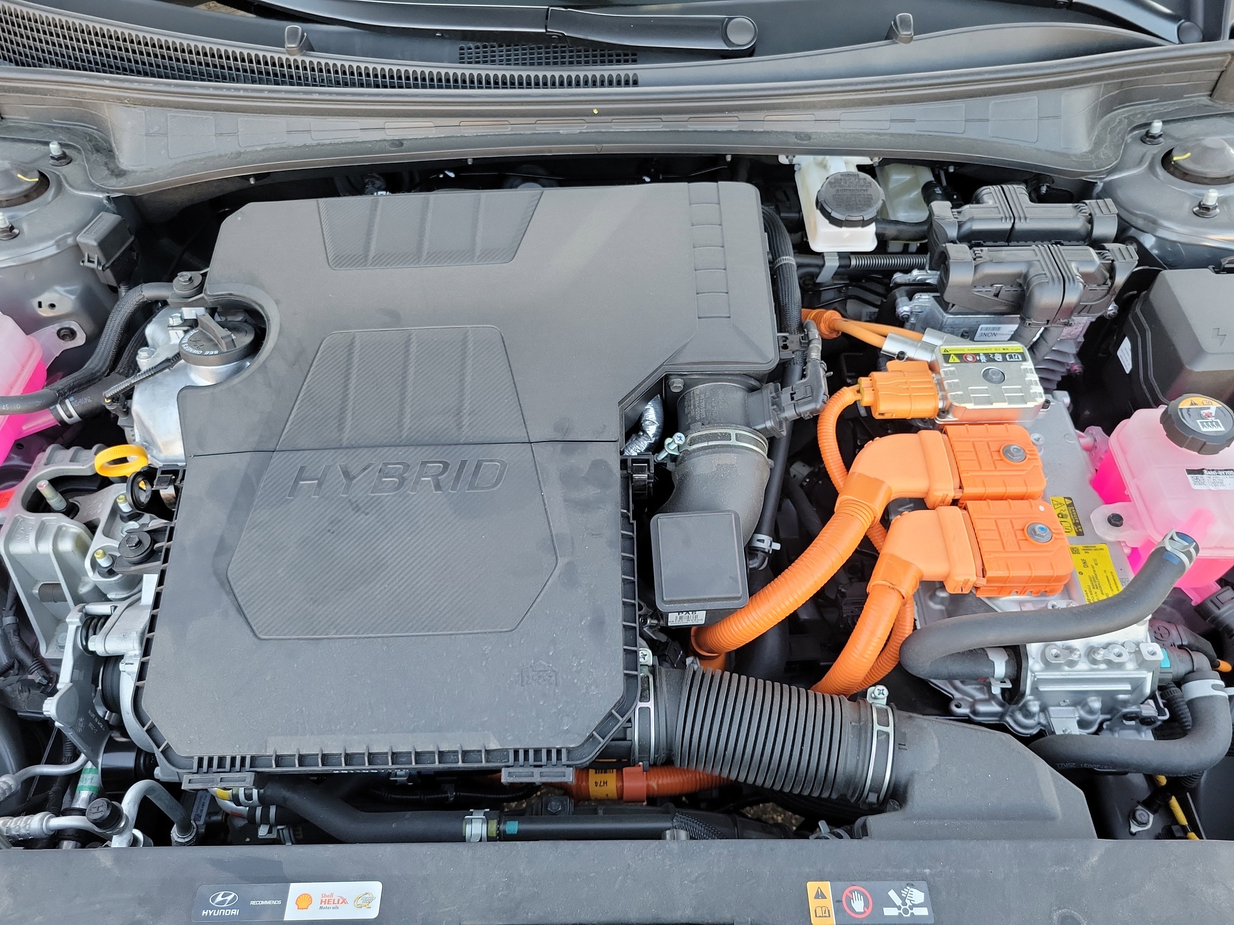 Certified 2025 Hyundai Elantra Limited image 26