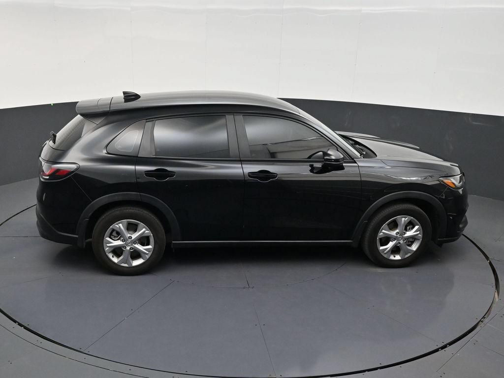Used 2025 Honda HR-V LX image 16
