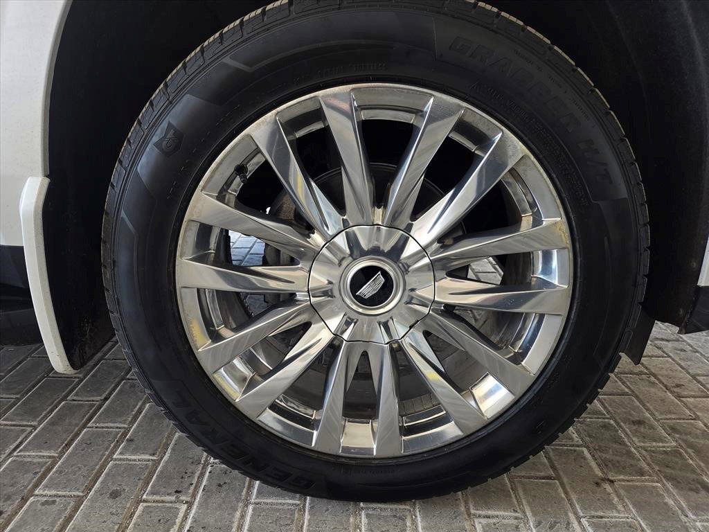 Certified 2023 Cadillac Escalade Premium Luxury image 10