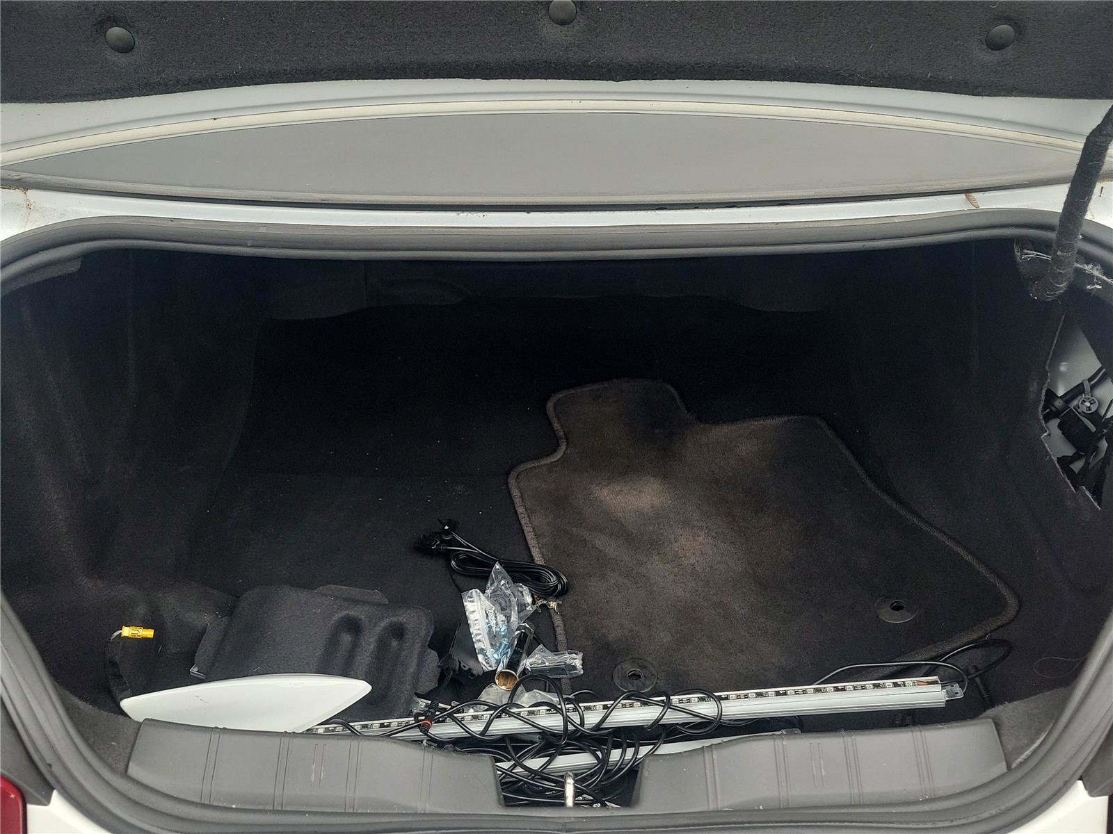 Used 2018 Chevrolet Camaro SS image 7