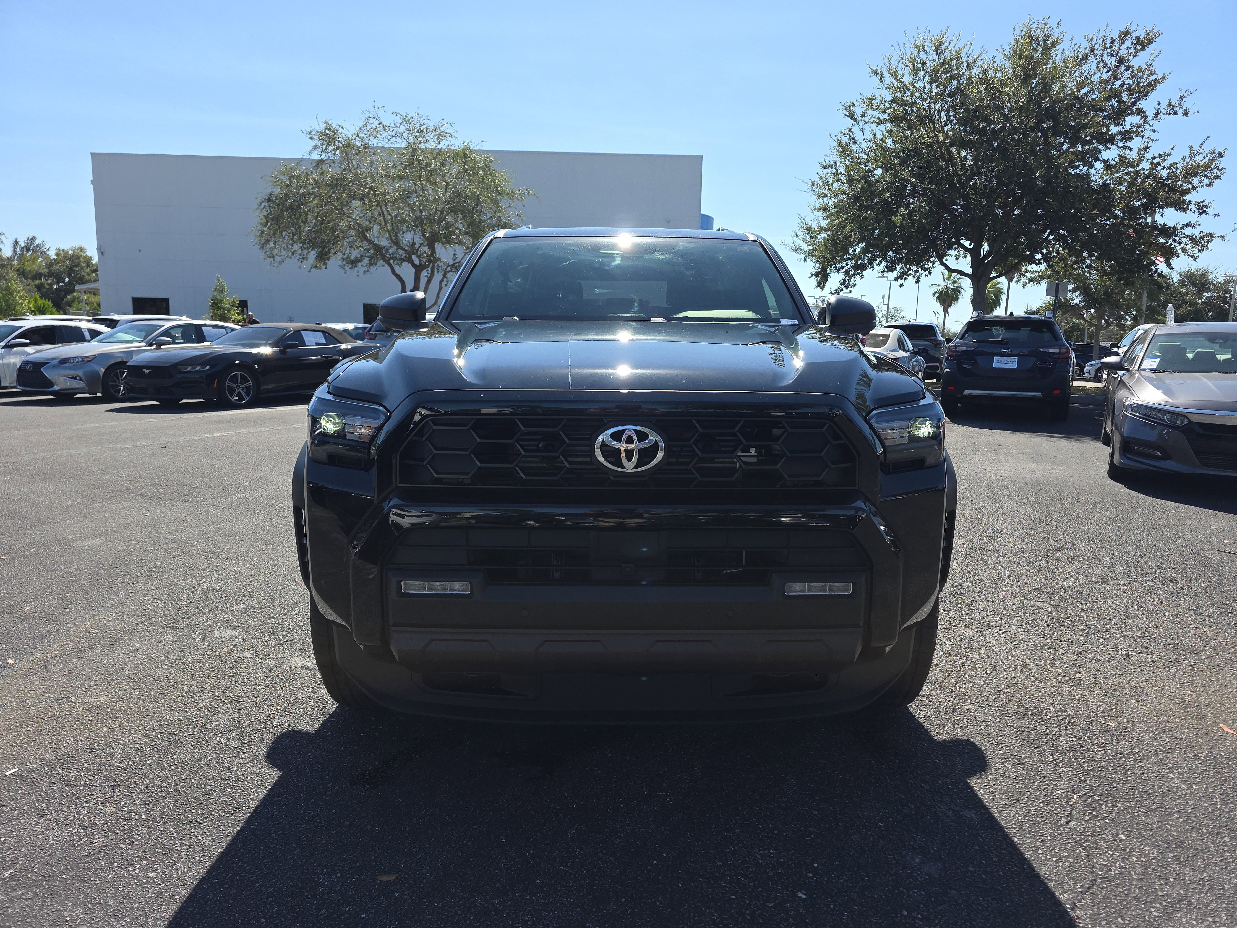 Used 2025 Toyota 4Runner Limited image 4
