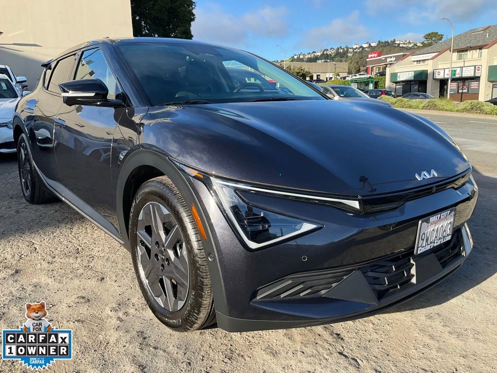 Used 2025 Kia EV6 Light w/ Light LR Technology Package image 70