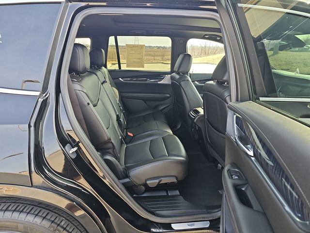 Used 2024 Cadillac XT6 Premium Luxury AWD/4WD image 28
