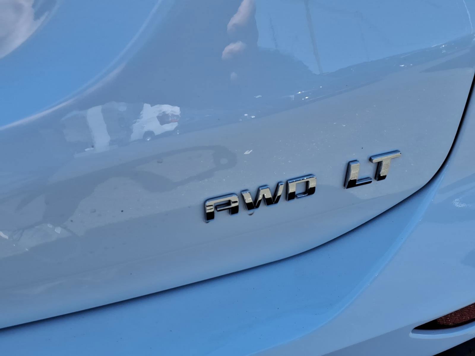 Used 2024 Chevrolet Equinox LT AWD/4WD image 12